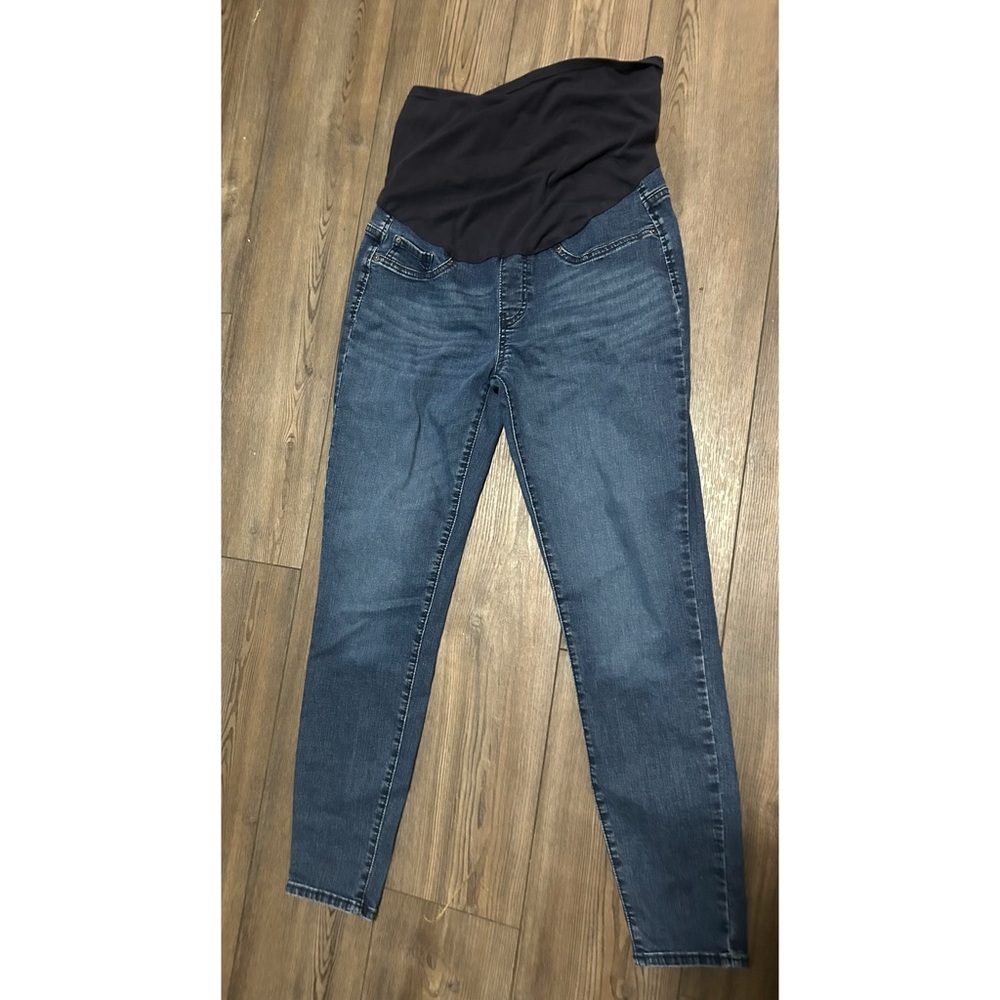 Signature Women's Deep Blue Skinny Jeans